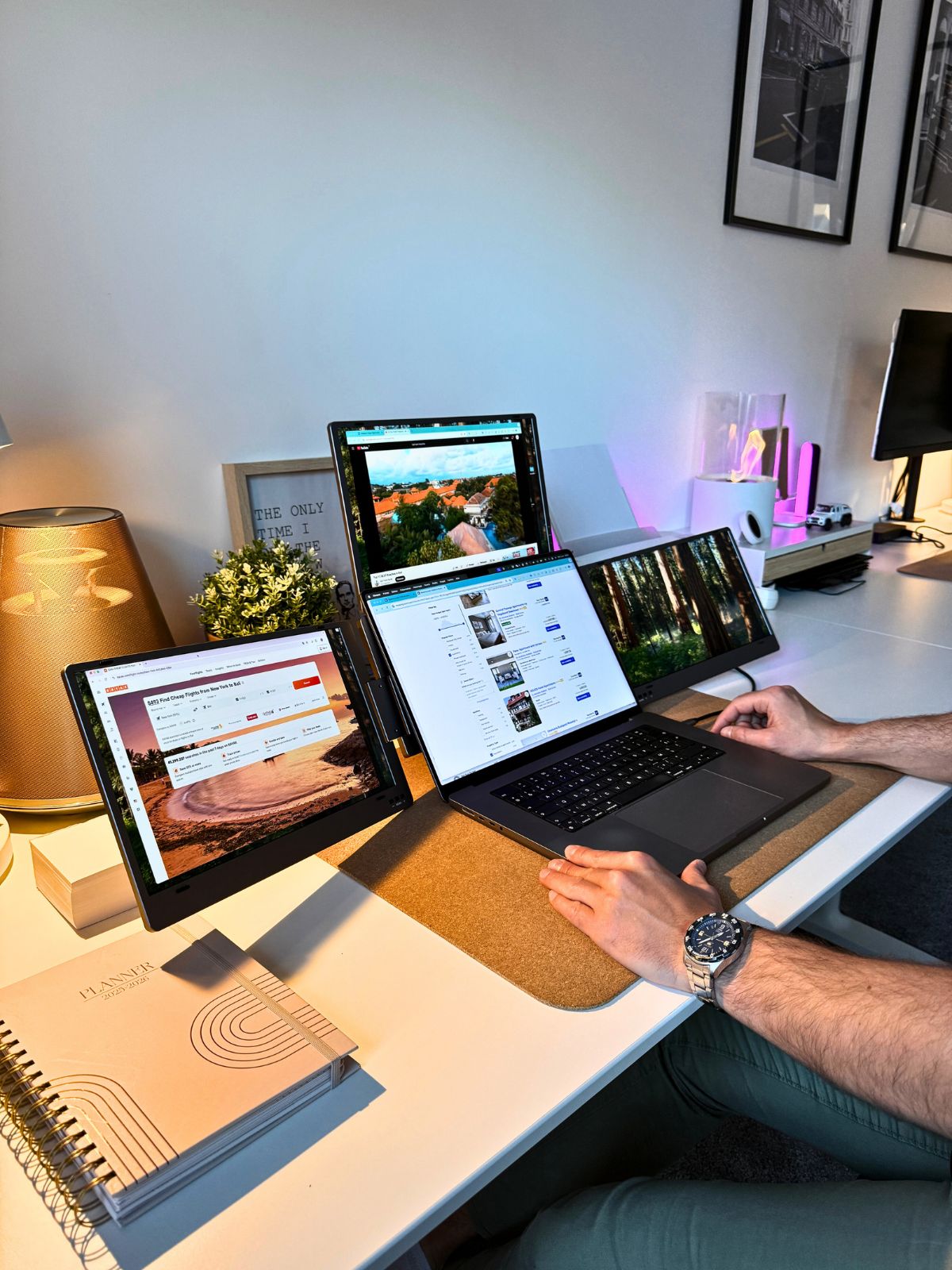Expand Your Setup with a Portable Laptop Monitor